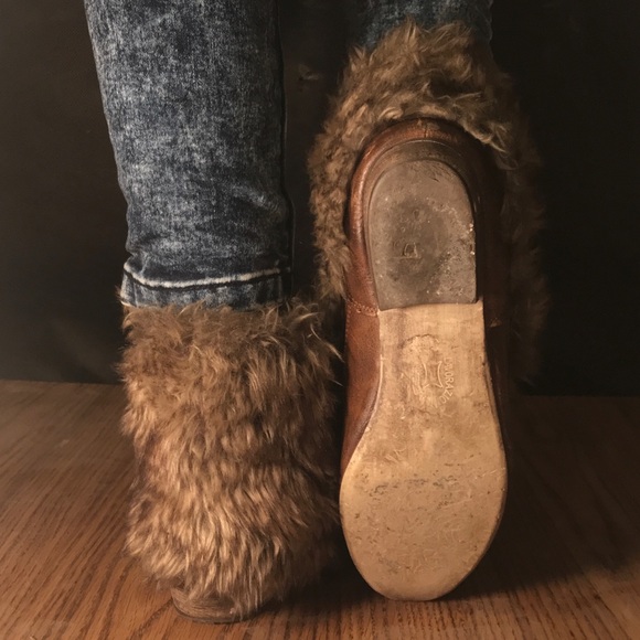 SOLD Lavorazione Artigiana Faux Fur Cuffed Boots - Picture 4 of 8